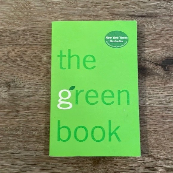 The Green Book by Elizabeth Rogers, 
Thomas Kostigen & Cameron Diaz - Picture 1 of 4